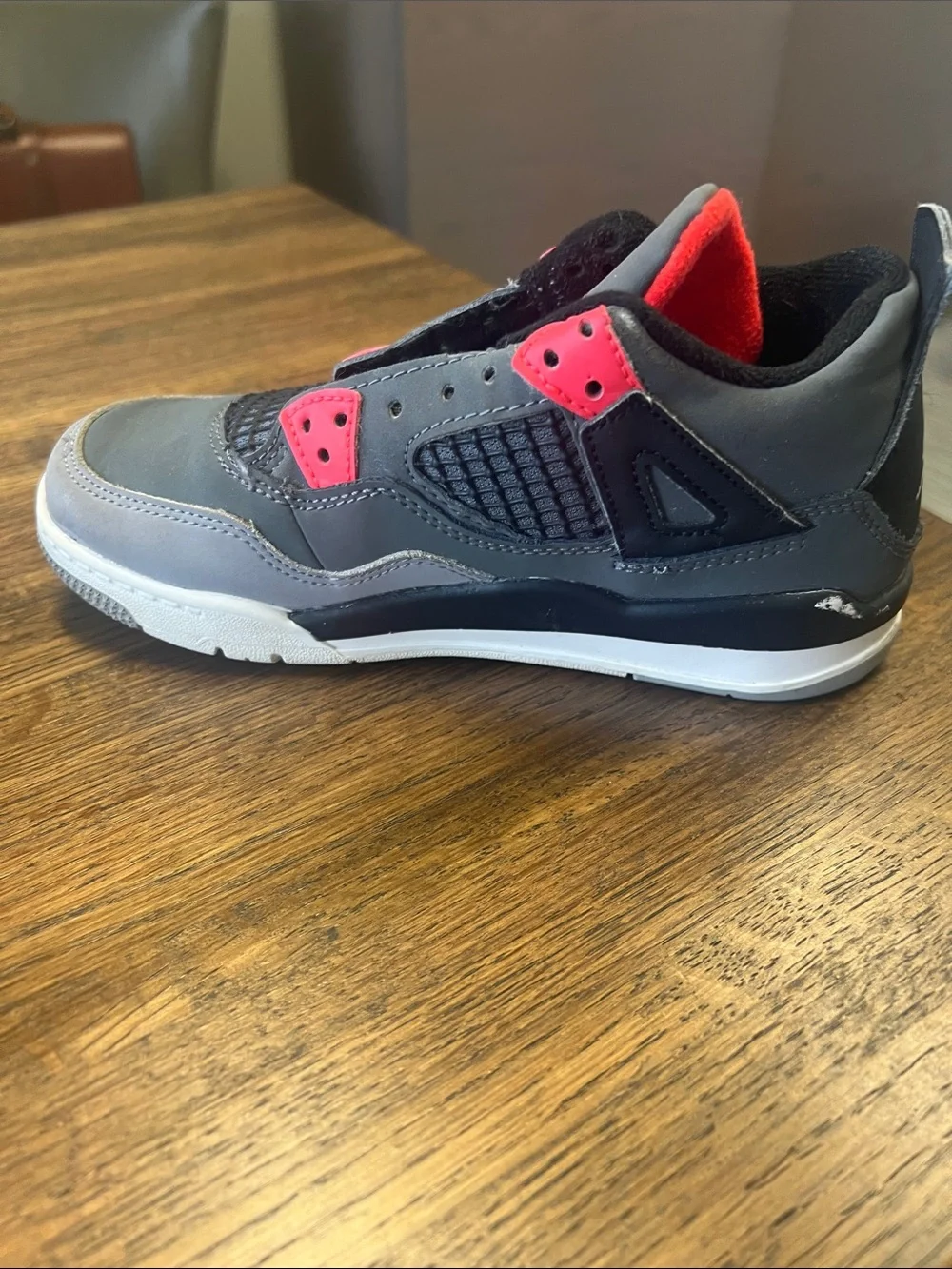 Kids Jordan 4 - Size 13.5